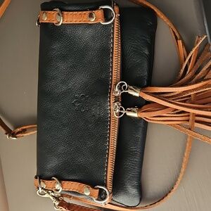 VERA PELLE BLACK LEATHER MINI CROSSBODY/WRISTLET